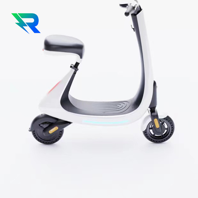 Comfortabele stoel hardlopende lichten en schijnwerpers 55Km/h snelheid 8-inch dual drive elektrische scooter met Bluetooth