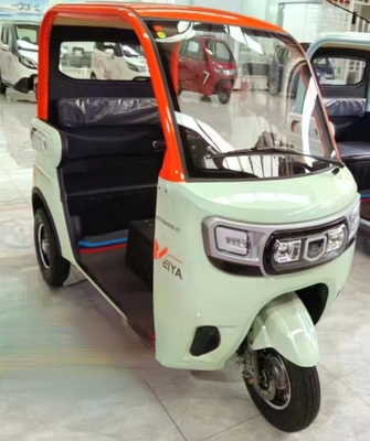 Power Electric Tricycle met een maximale snelheid van 50-70 km/h en gesloten bemande halfgesloten ontwerp