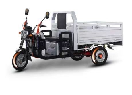 Elektrische vrachtmotor met 60V spanning en een rijlengte van ≥ 90 km en een duurzaam ontwerp
