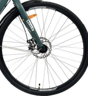 Elektrisch automatisch rijden 250 W motor 700 c stadsfiets met 7,6 Ah batterijcapaciteit en 18 snelheid