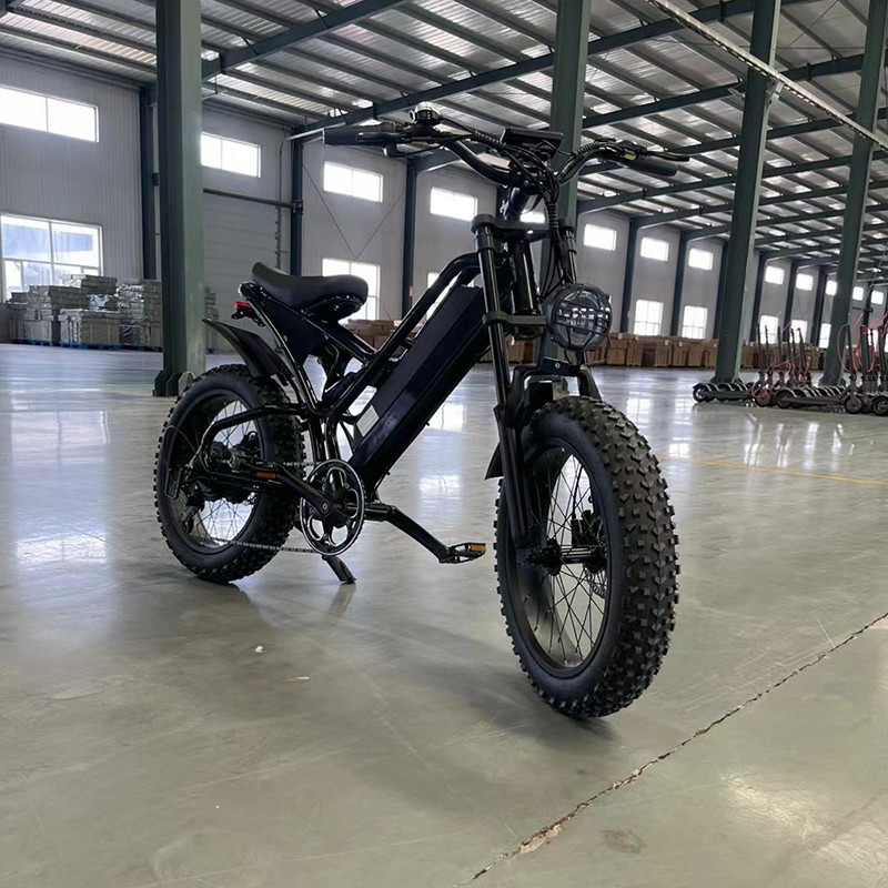 Elektrische Dirt Bike Elektrische fiets Elektrische fiets 72v 12000w Krachtigste hogesnelheidsversnellingen 18 snelheid bandbreedte 20 * 2.8